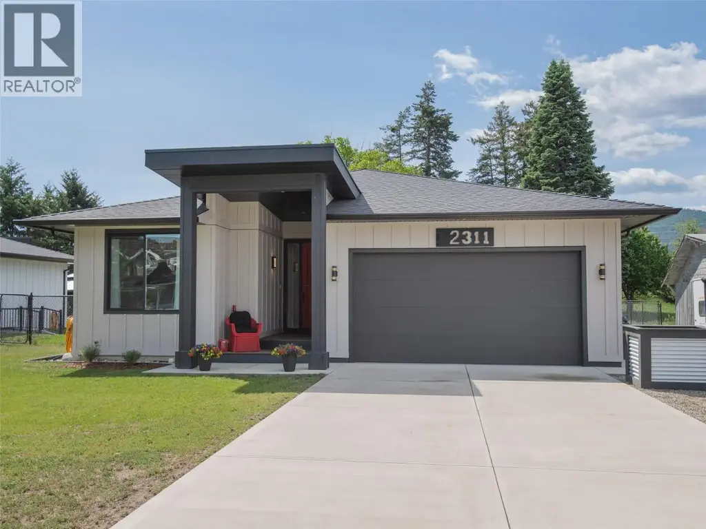 2311 Thornber Street, Summerland